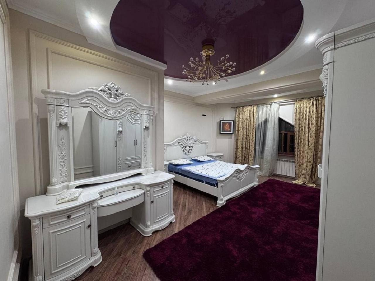A Stylish Apartment In The Heart Of Tashkent! Exterior foto
