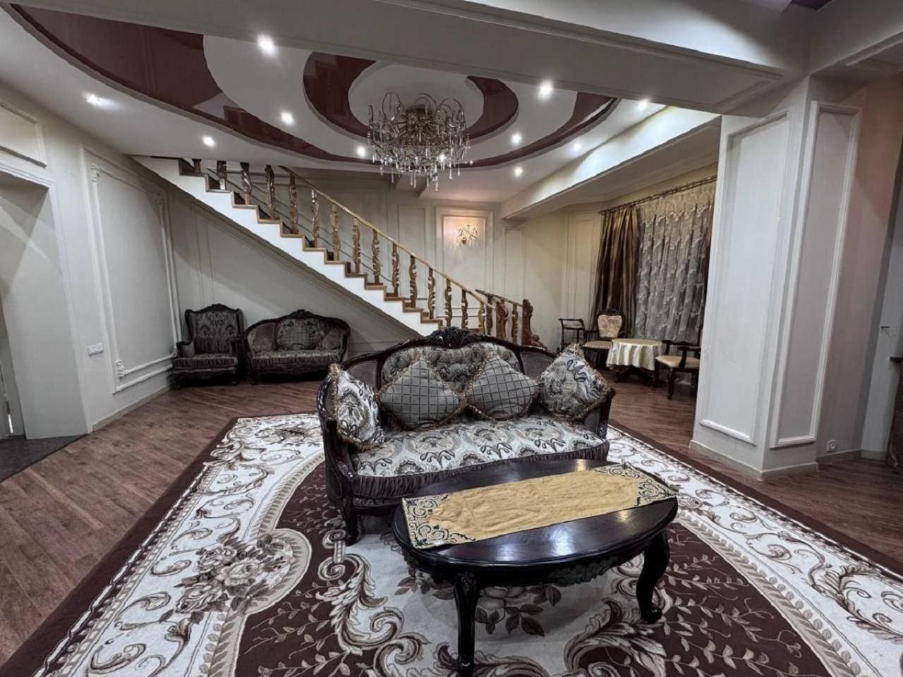 A Stylish Apartment In The Heart Of Tashkent! Exterior foto