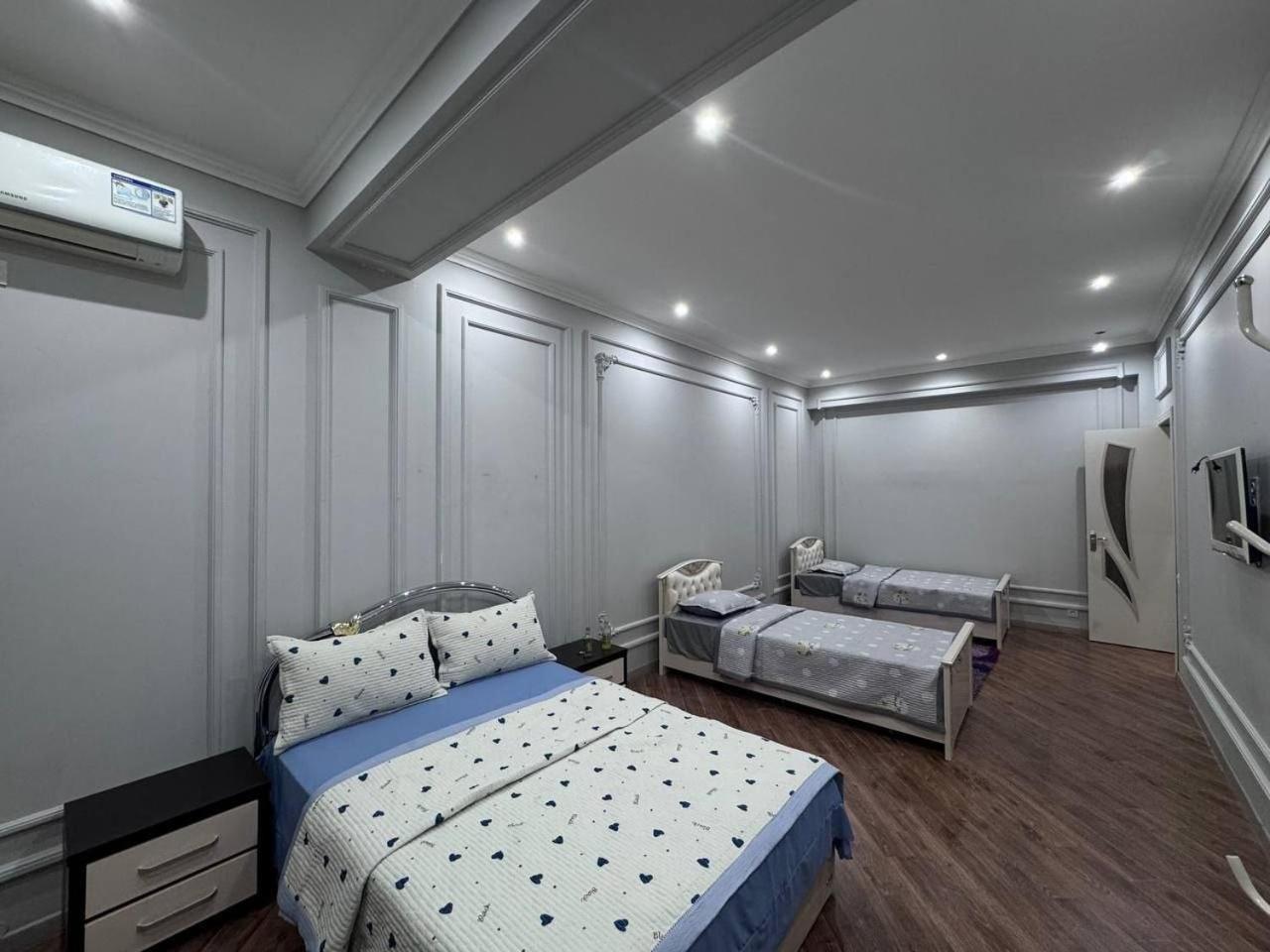 A Stylish Apartment In The Heart Of Tashkent! Exterior foto